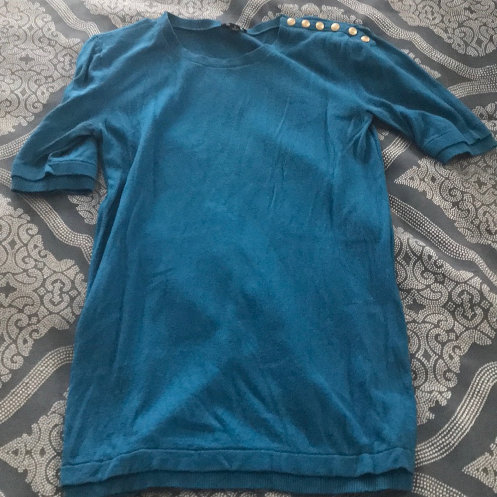 Short sleeve sweater